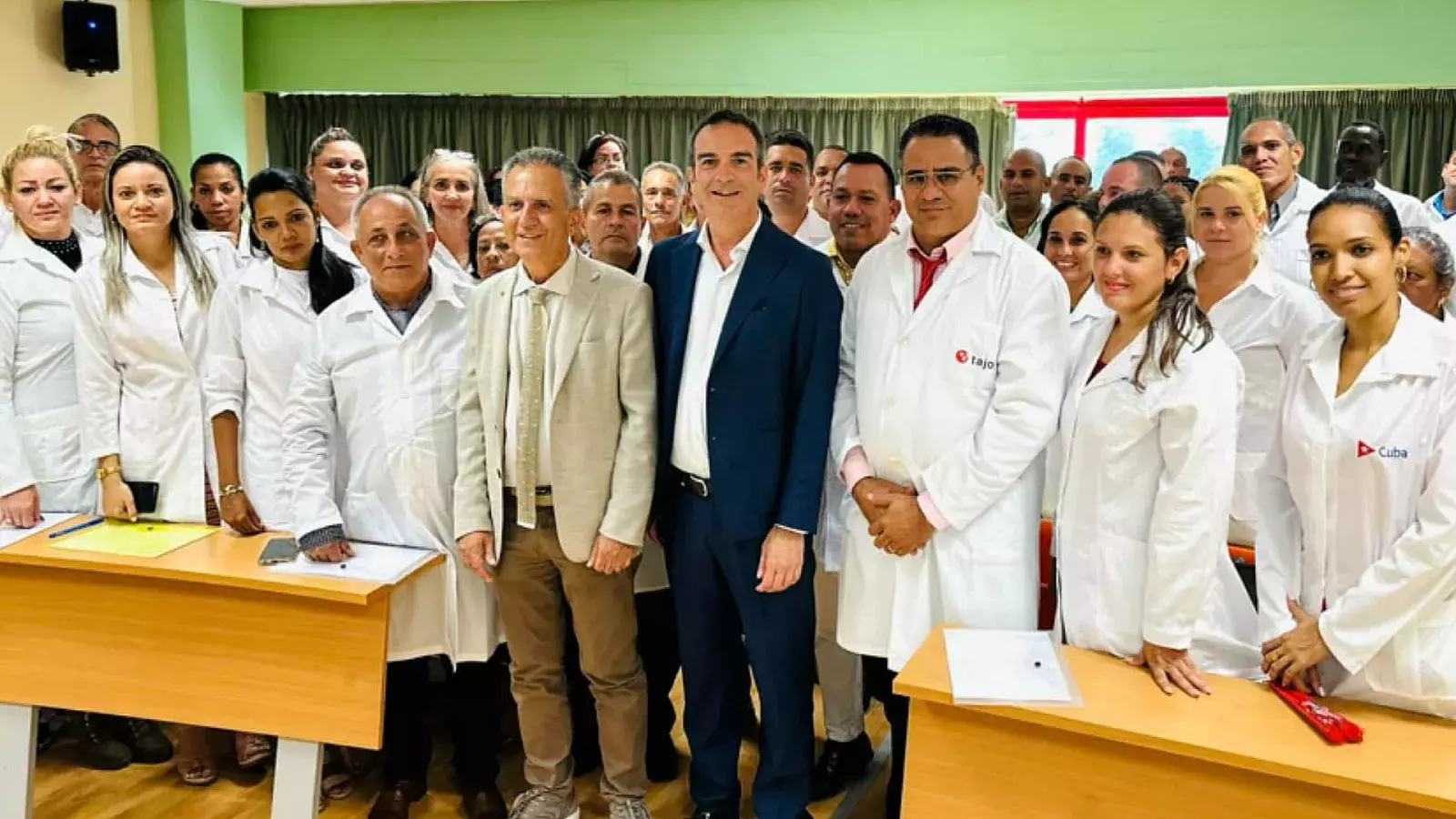 Médicos cubanos en Italia