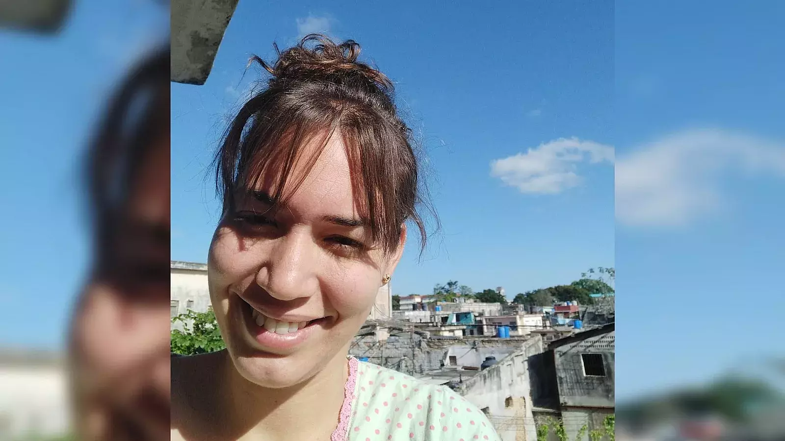 Amelia Calzadilla sale de Cuba