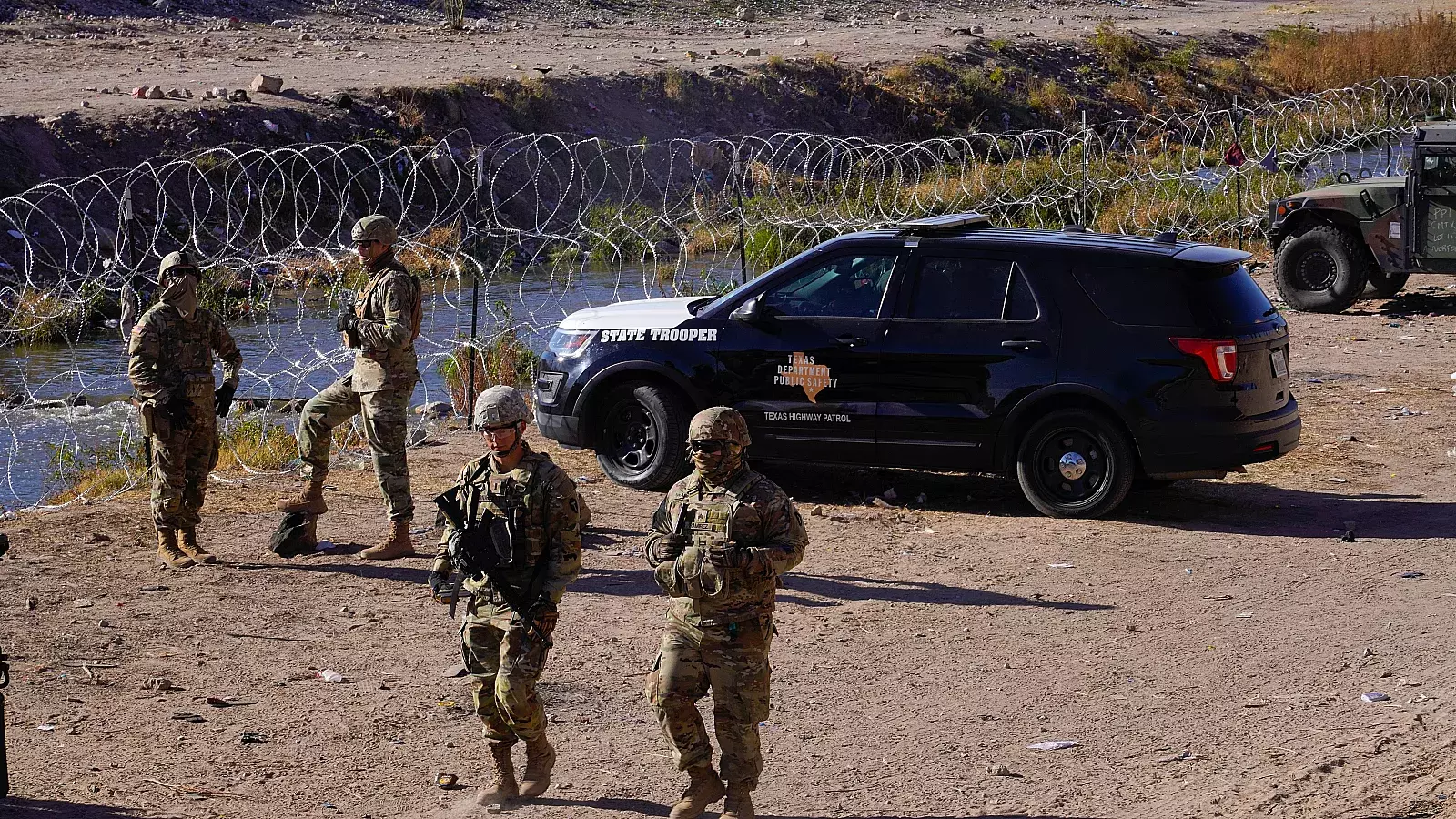 Juez Federal prohíbe quitar cerca de alambre de púas en la frontera de Texas