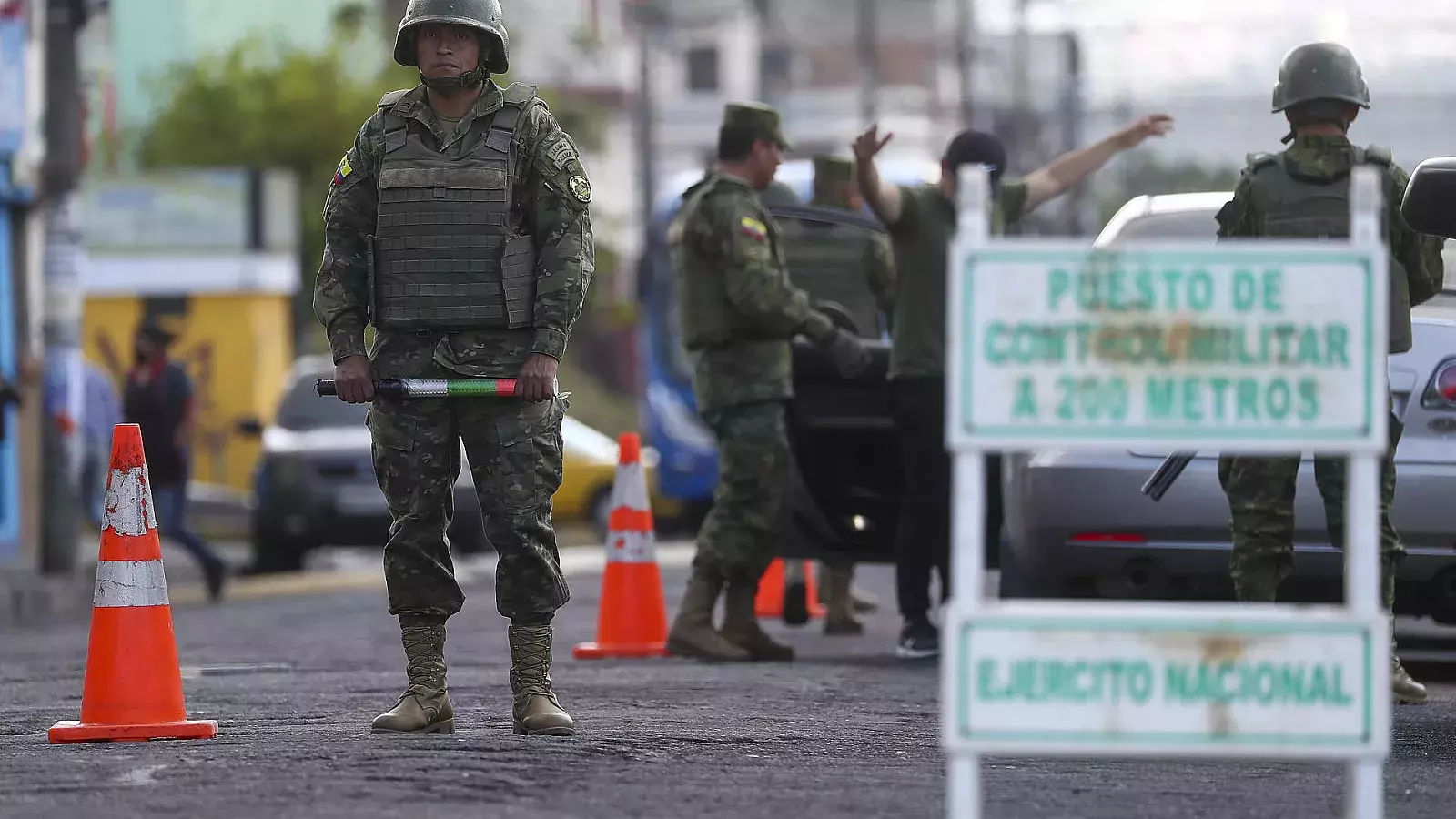 Ecuador arresta a presunto líder de la banda de Los Lobos en medio de la lucha contra el narcotráfico