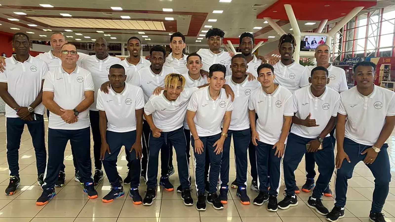 Equipo de futsal antes de salir de Cuba a Costa Rica