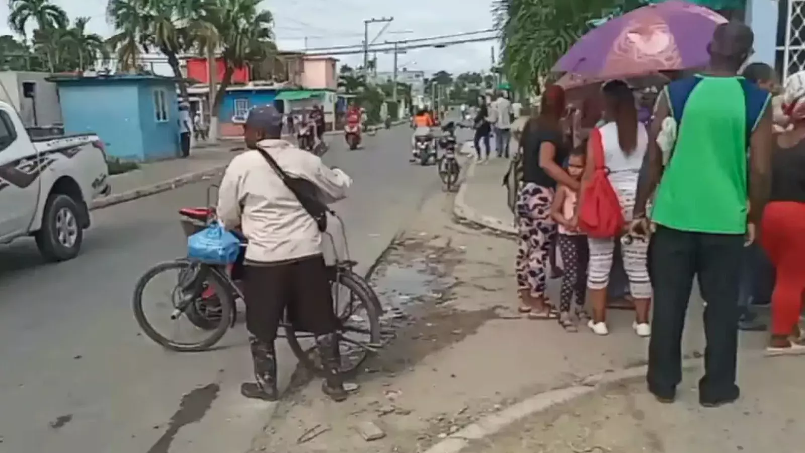 Venta de yuca en Pinar del Río