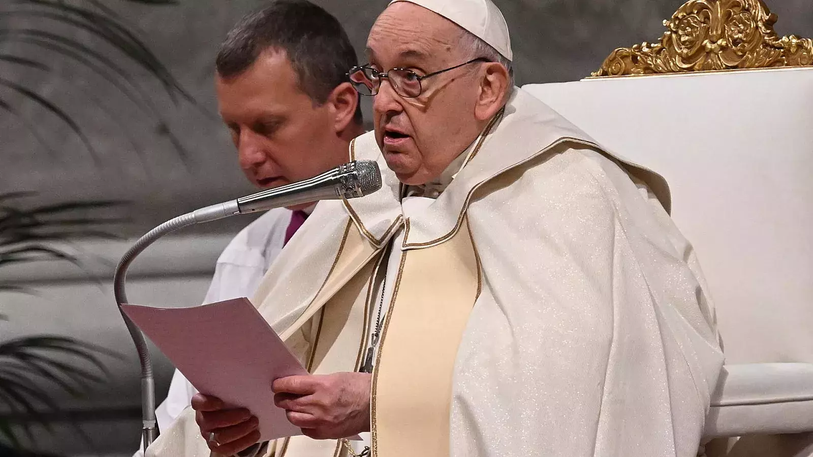 El Papa Francisco permite que se den bendiciones a parejas del mismo sexo