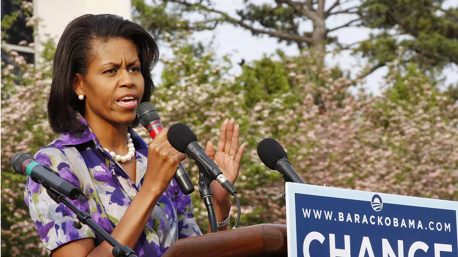 La oficina de Michelle Obama dice que la ex primera dama no se postulará a la presidencia