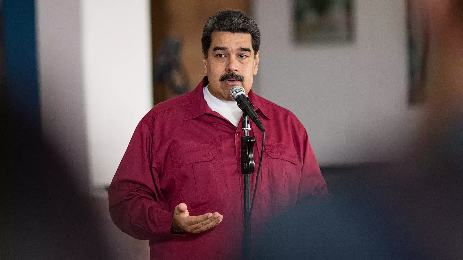 Maduro ordena cierre de la embajada y los consulados de Venezuela en Ecuador