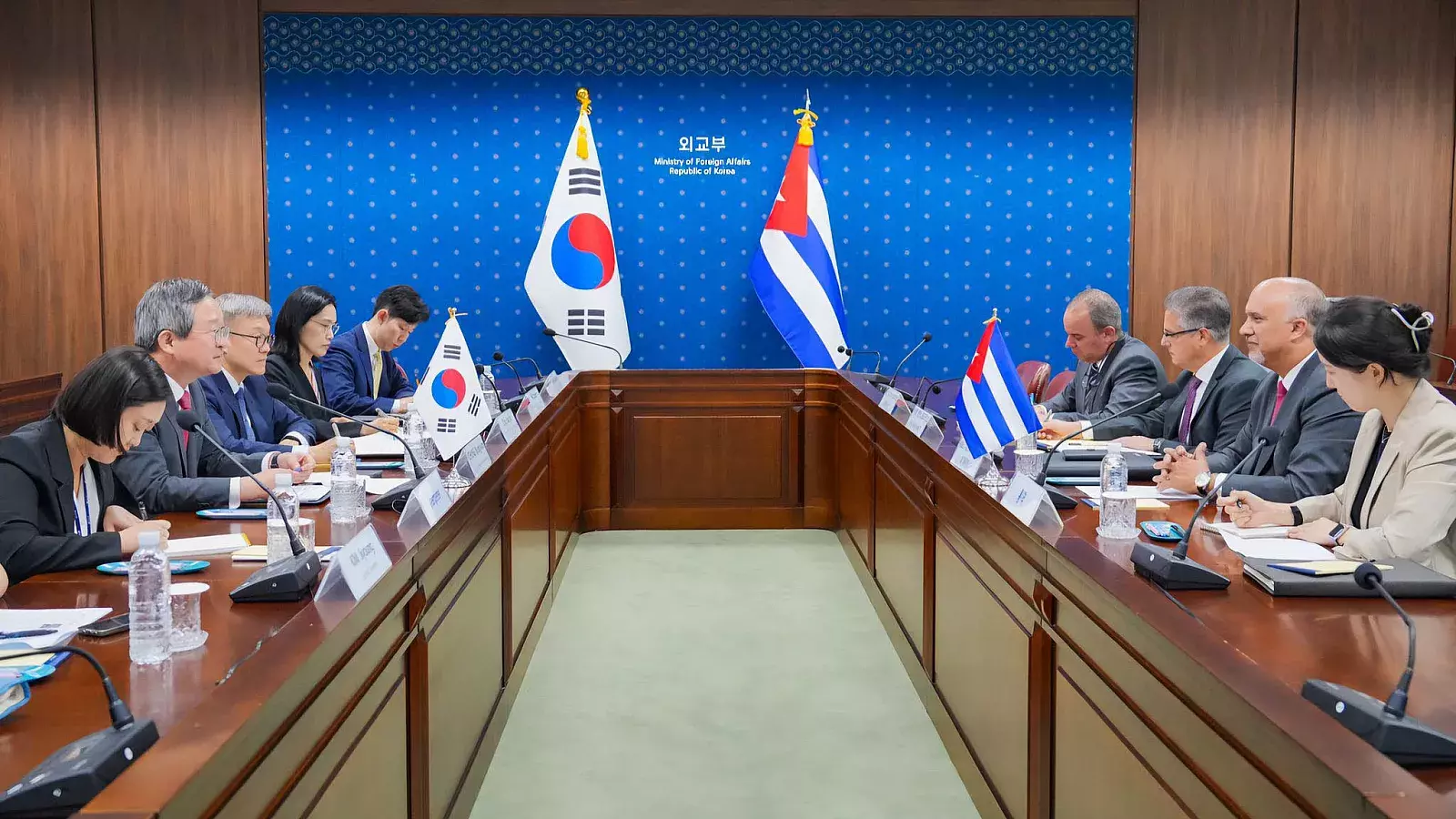 Conversaciones diplomáticas entre Cuba y Corea del Sur, en junio de 2024