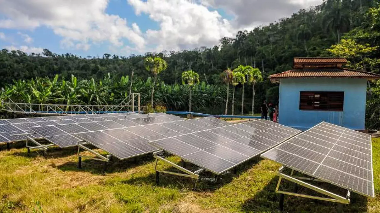 Robo en Las Tunas de paneles solares