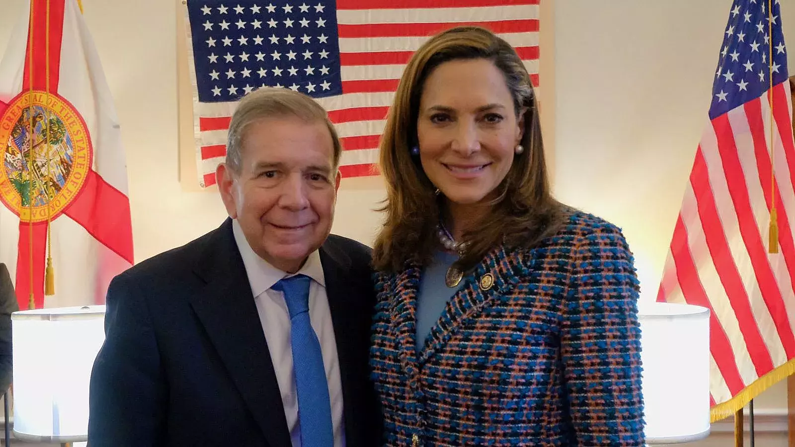 María Elvira Salazar junto a Edmundo González