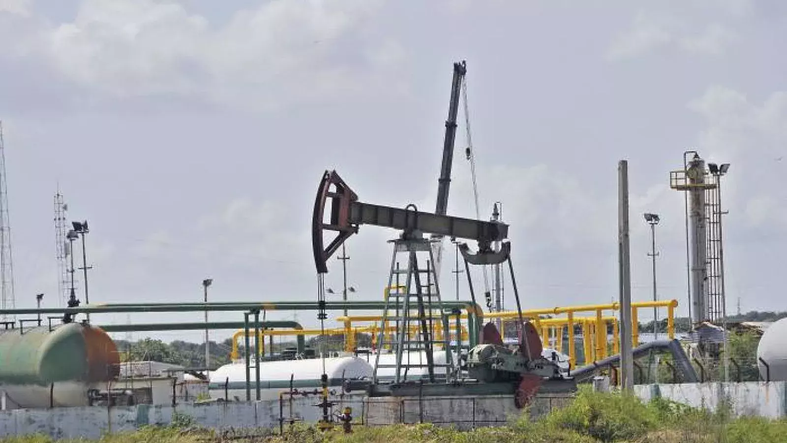 Pozo de petróleo en Cuba