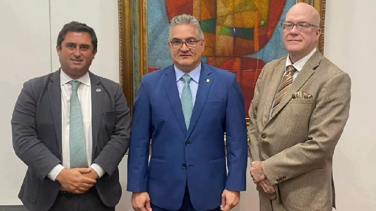 Juan Carlos Orilla recibe a Boronat y Obiglio