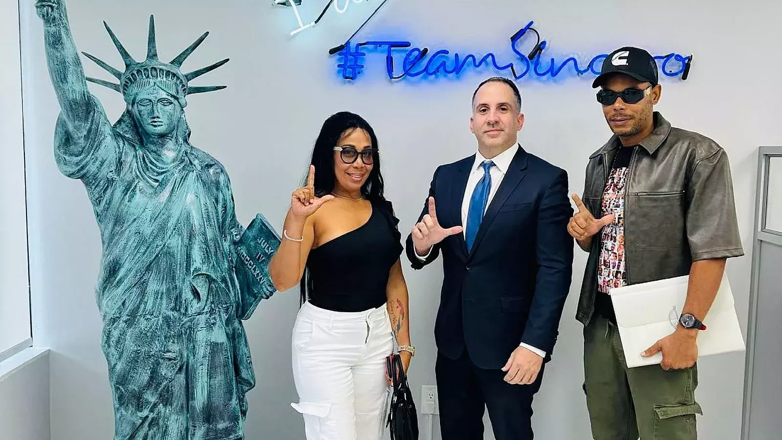 Reabren caso de residencia de El Funky en EEUU: no será deportado