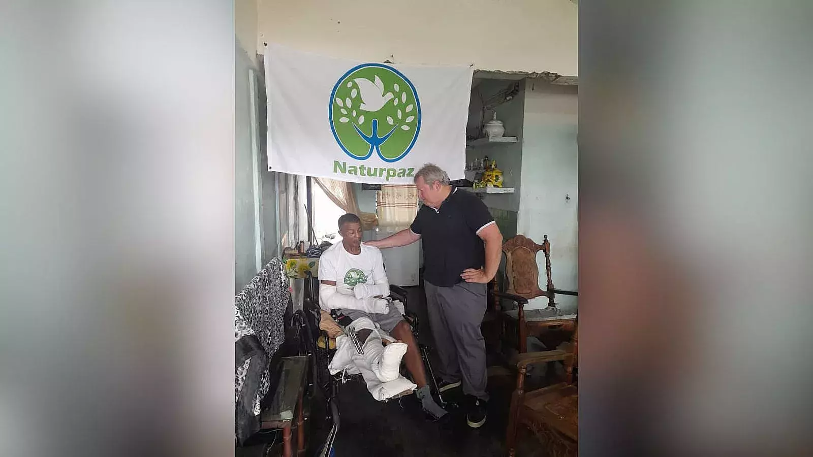Hammer visita al líder del Movimiento Ciudadano de Reflexión y Reconciliación