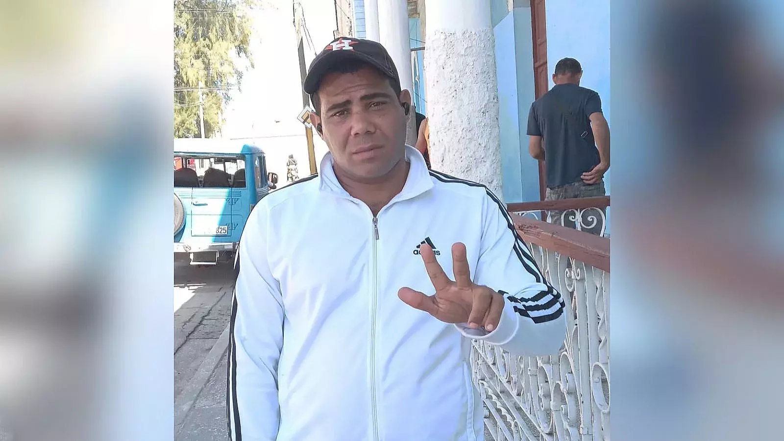 El opositor Juan Luis Bravo