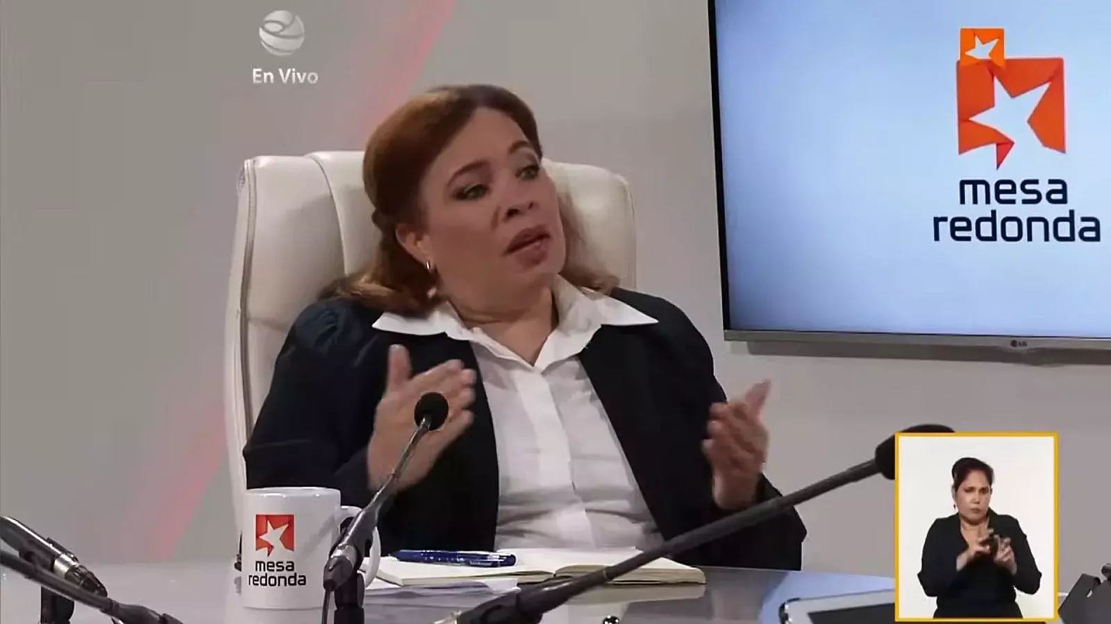 La presidenta Ejecutiva de ETECSA, Tania Velázquez Rodríguez