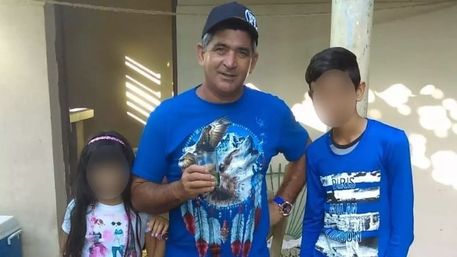 El cubano Alfredo González lleva años exigiendo justicia por su hijo fallecido en el Servicio Militar