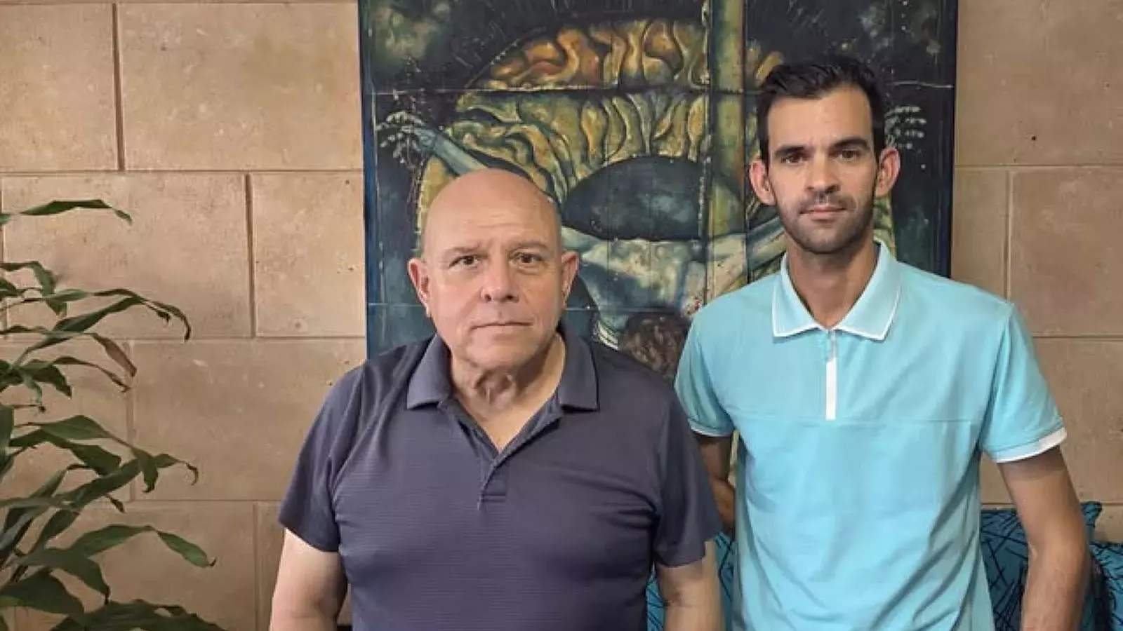 Activistas Dagoberto Valdés y Yoandy Izquierdo, del Centro de Estudios Convivencia (CEC)