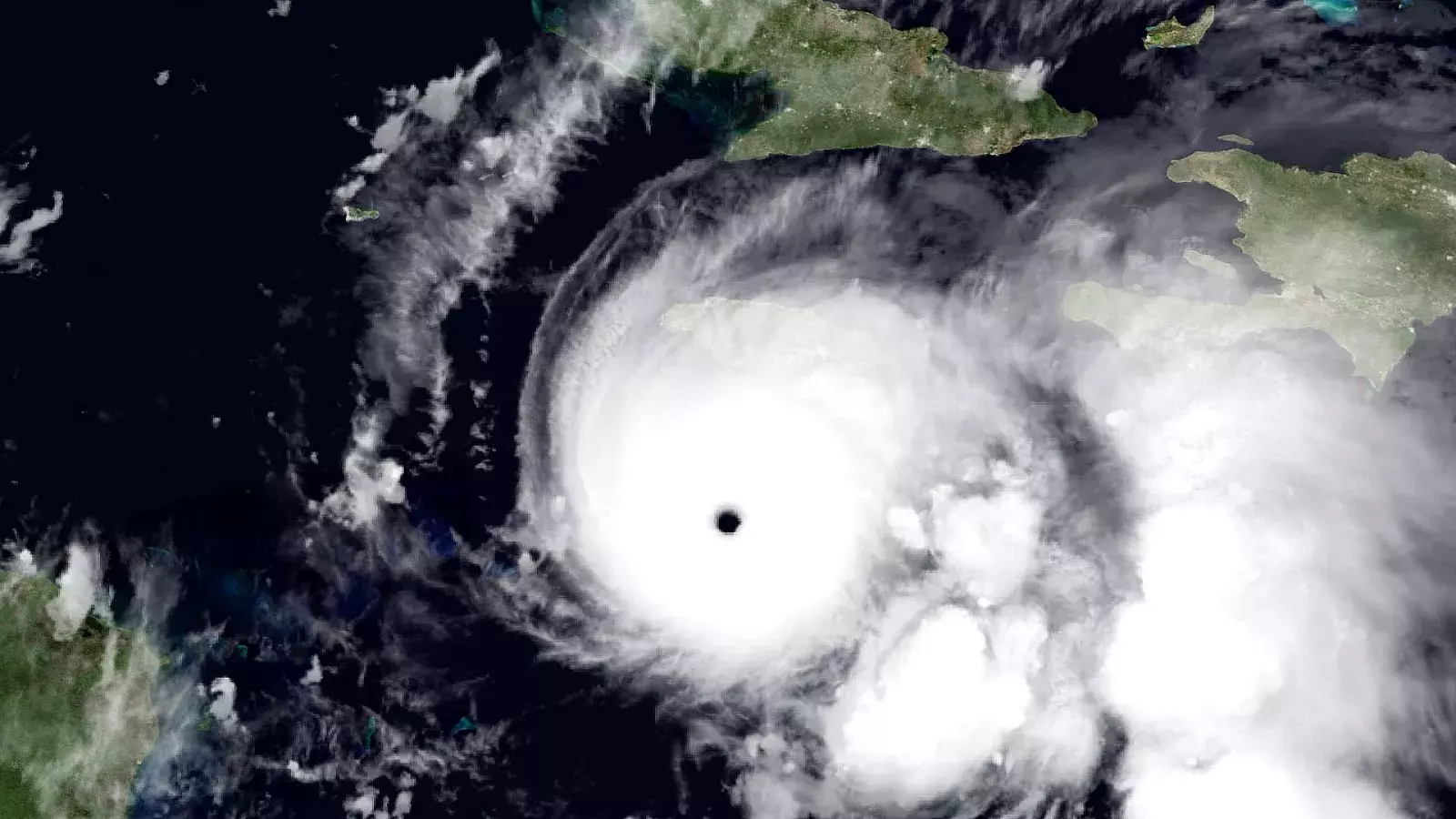 Huracán Melissa, de categoría 5, amenaza con inundaciones catastróficas en Jamaica y el sur de Cuba