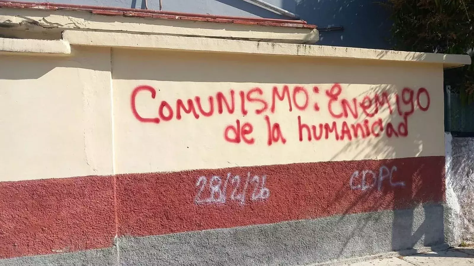Cartel contra el régimen que apareció en febrero en La Habana.