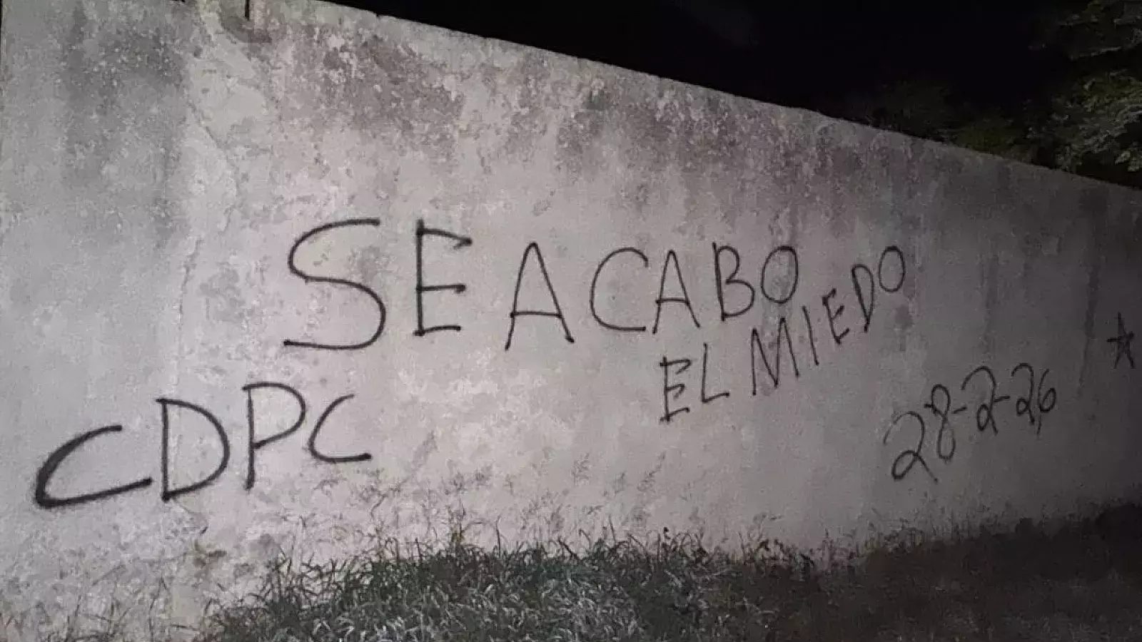 Carteles contestatarios en Cuba