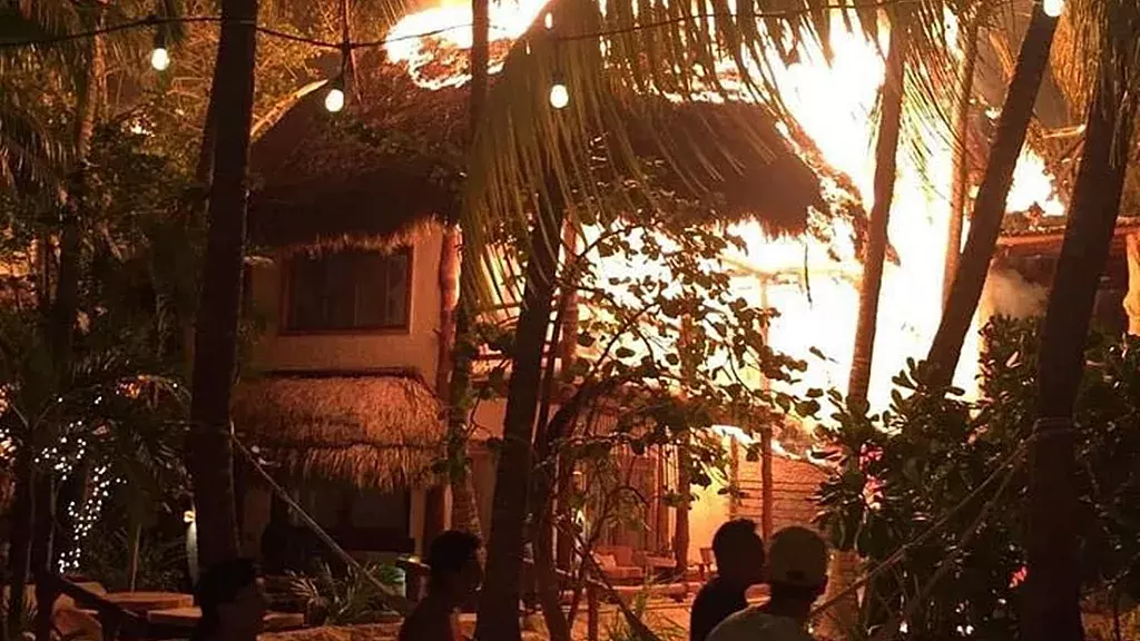 México: Incendio en Holbox dejó un lesionado y severos daños a hoteles de la zona