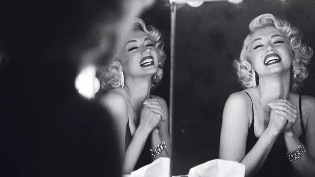 Director de "Blonde" responde a las críticas adversas por la "explotación" del filme de Marilyn Monroe: "Ella está muerta"
