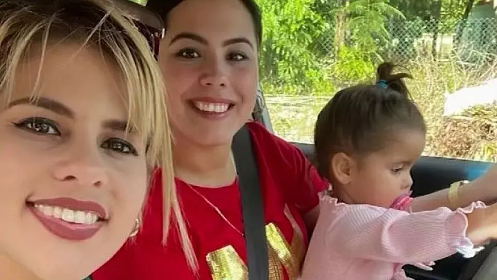 Cubana en Miami patrocina a su hermana y a su sobrina y en 5 días les dieron permiso de viaje