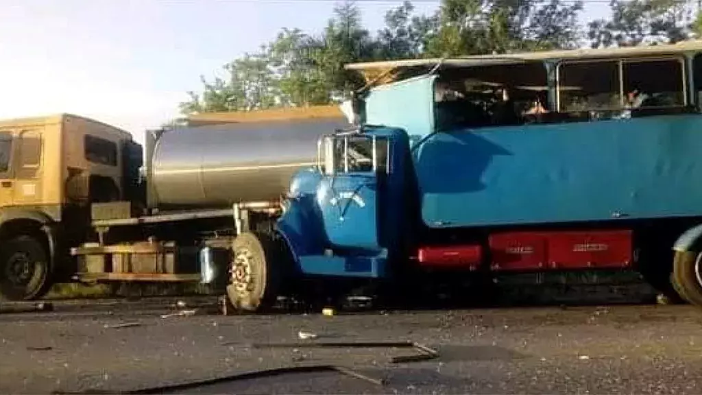 Accidente de camiones en Mayabeque
