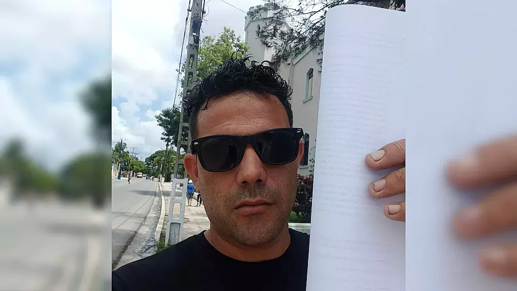 Taxista cubano presenta exigencias del sector ante autoridades