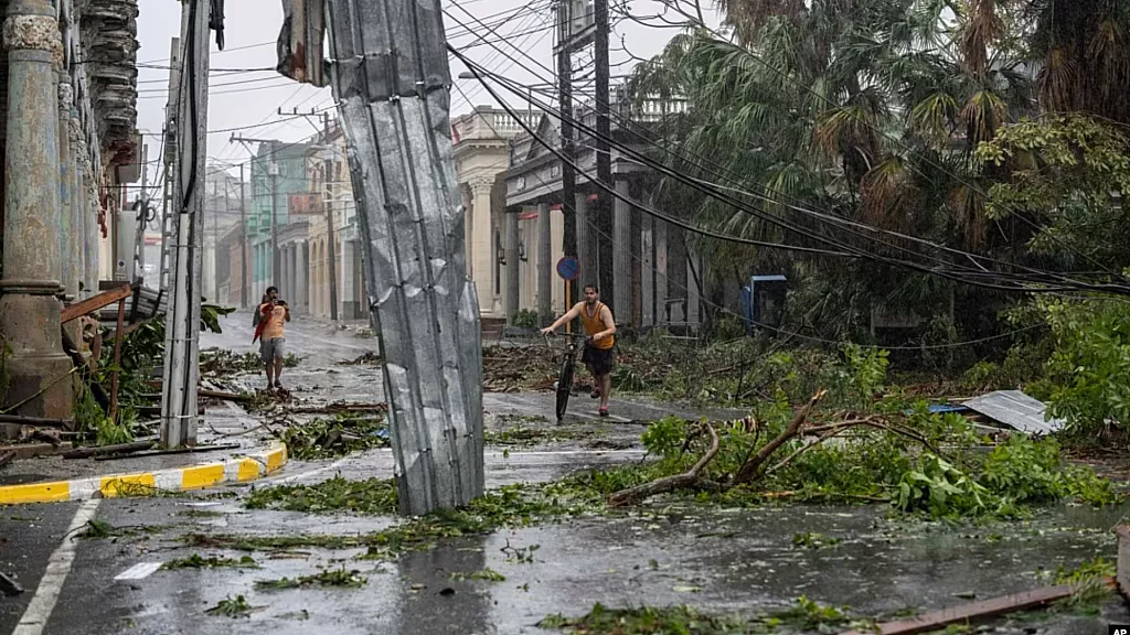 Imágenes de Ian a su paso por Pinar del Río en 2022