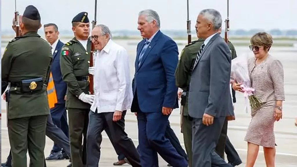 Canel llega a México a toma de posesión de nueva presidenta mexicana