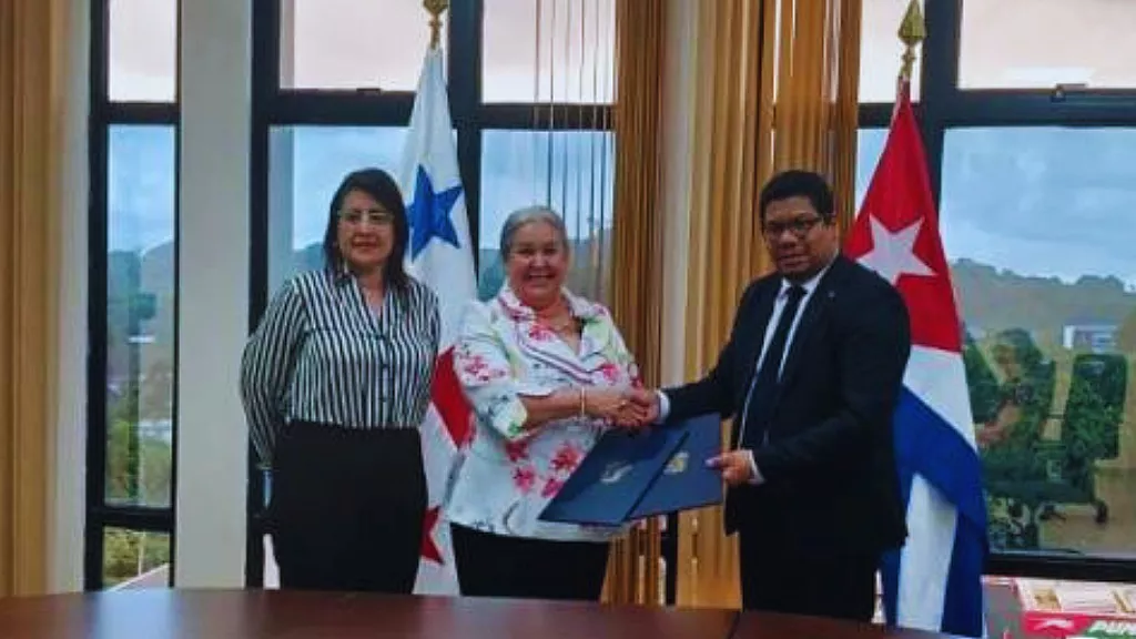 Cuba envía nuevos profesionales de la educación a Panamá