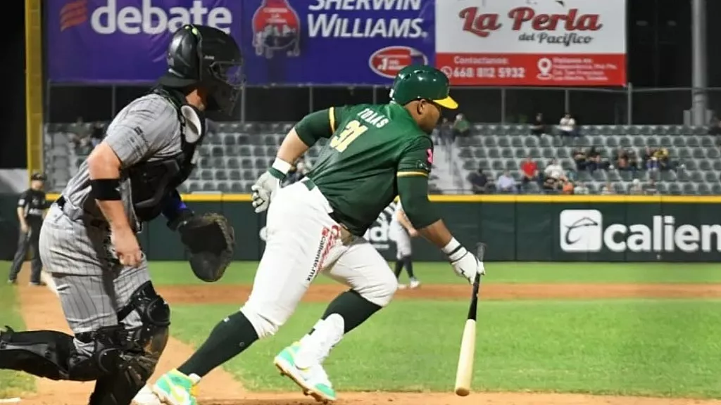 Yasmany Tomás con los Cañeros de los Mochis