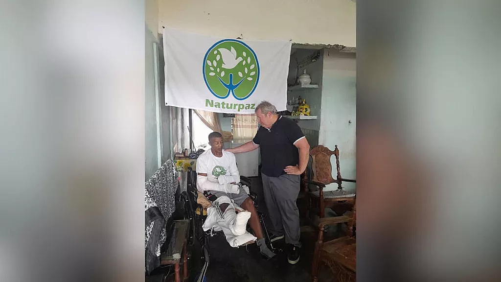 Hammer visita al líder del Movimiento Ciudadano de Reflexión y Reconciliación