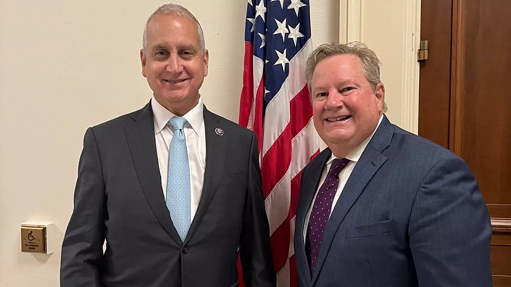 Congresista Mario Díaz-Balart y Mike Hammer