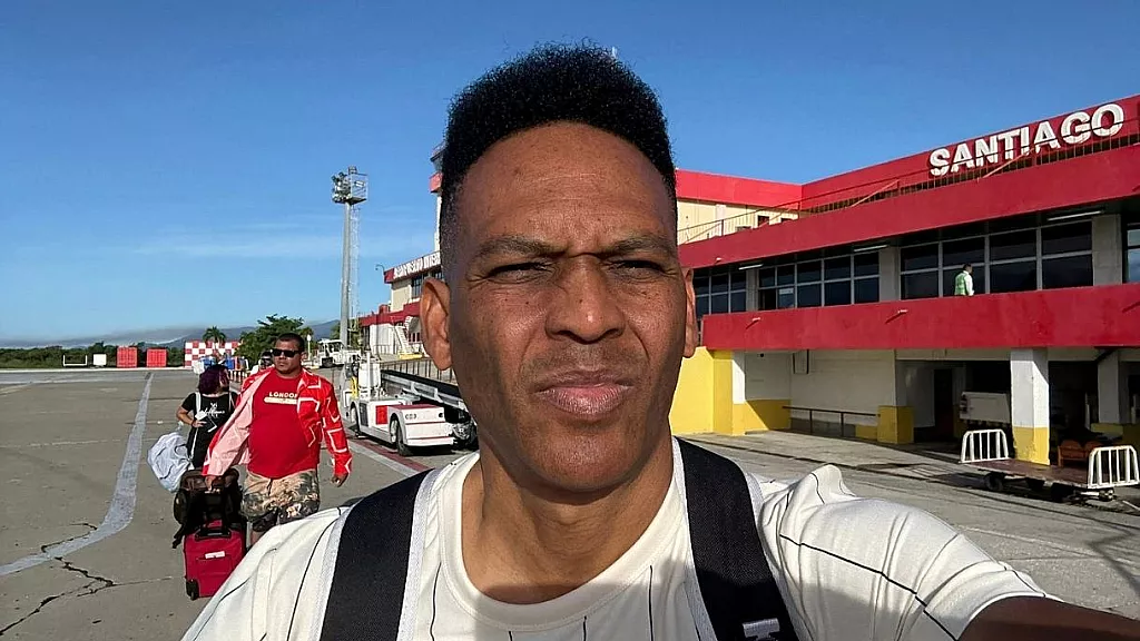 Pastor Alain Toledano logró llegar al aeropuerto de Santiago de Cuba