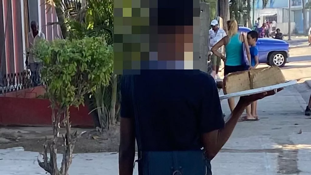 Niño de 11 años vendía pudines en Santiago de Cuba