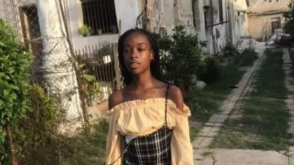 La joven padece de trastorno de bipolaridad.