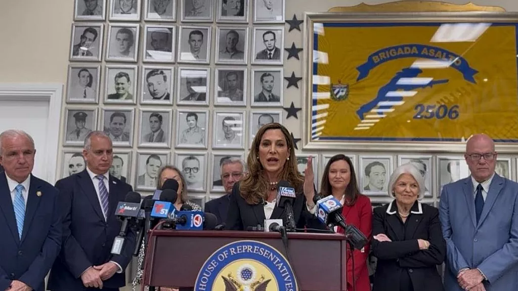 Congresistas de EEUU conmemoran 30 años del derribo de avionetas de Hermanos al Rescate