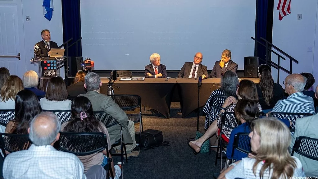 cubanos entrenados por Rusia para difundir desinformación en América Latina, revela informe