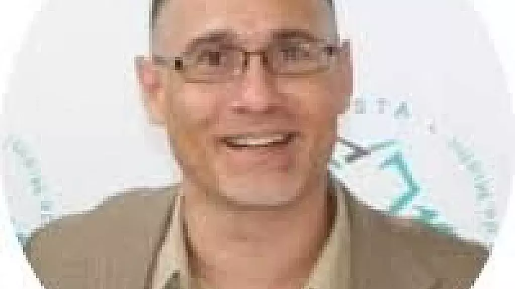 Profile picture for user Luis Domínguez