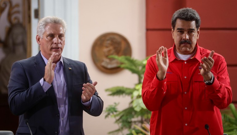 Senadores piden se niegue entrada a EE.UU. de Díaz-Canel, Maduro y "otros dictadores y dementes"