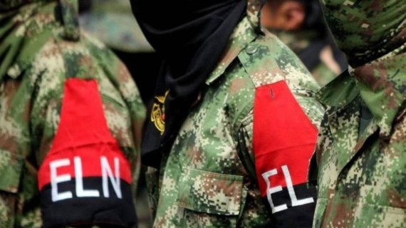 Guerrilleros del ELN. Foto: Tomada de El Nacional Guerrilleros del ELN. Foto: Tomada de El Nacional