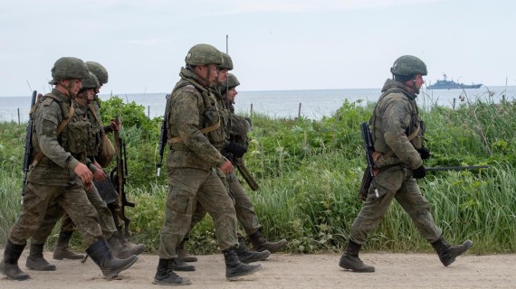 Ejército ruso realiza ejercicios militares en junio de 2021. Foto: Shutterstock/Sergey Rusanov