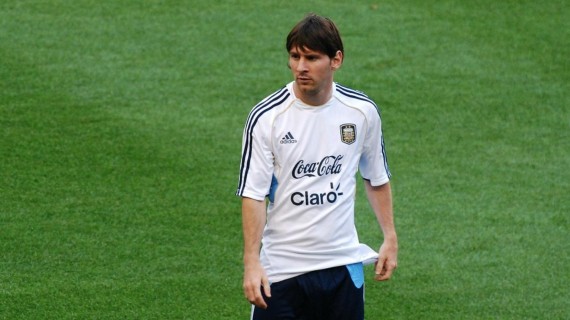 Messi vistiendo uniforme de Argentina. Foto: Joscarfas Messi vistiendo uniforme de Argentina. Foto: Joscarfas