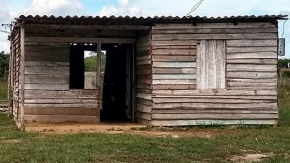 Casi 90 000 viviendas en Cuba tienen piso de tierra Casi 90 000 viviendas en Cuba tienen piso de tierra