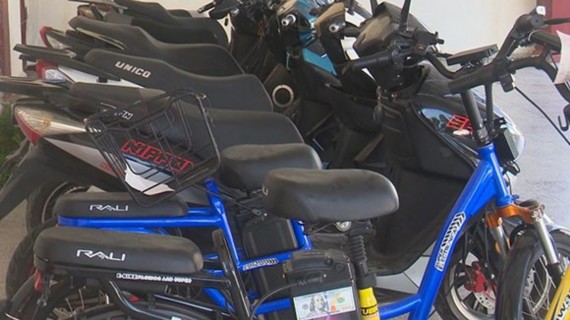 Detienen a ladrones de motorinas en Camagüey. Foto tomada de Cubadebate Detienen a ladrones de motorinas en Camagüey. Foto tomada de Cubadebate