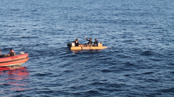Balseros-Cuba (Foto USCG) Balseros-Cuba (Foto USCG)