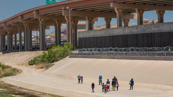 Foto: Shutterstock/México: desmantelan red de 'coyotes' y falsificadores que llevaba cubanos a Estados Unidos Foto: Shutterstock/México: desmantelan red de 'coyotes' y falsificadores que llevaba cubanos a Estados Unidos