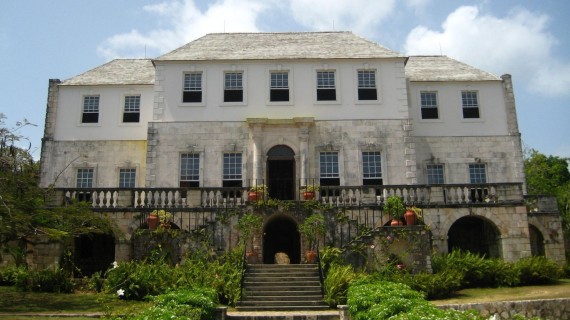 El 15 de febrero el consulado de Colombia en Cuba informó que no aceptará nuevas solicitudes para visados de tránsito, hasta que gestione las acumuladas