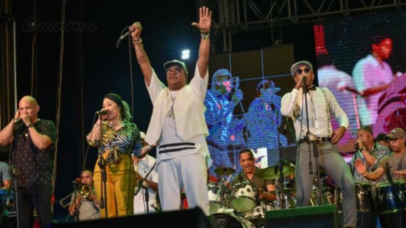 Los Van Van en concierto en La Habana Los Van Van en concierto en La Habana